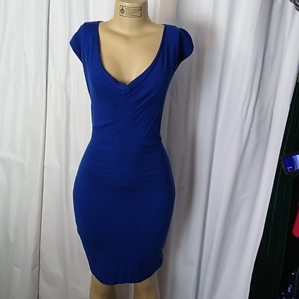 Max Studio lightweight stretch sweater dress - size M